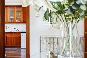 Carlton Court - Mayfair