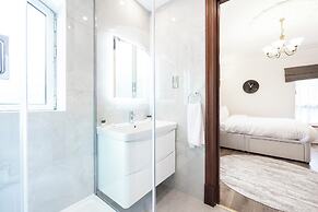 Carlton Court - Mayfair