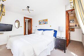 Carlton Court - Mayfair