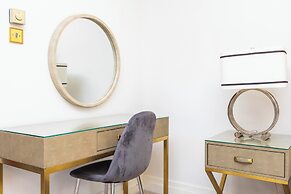 Carlton Court - Mayfair