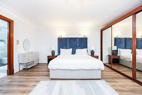 Carlton Court - Mayfair