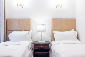 Carlton Court - Mayfair