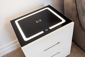 Carlton Court - Mayfair