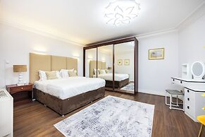 Carlton Court - Mayfair