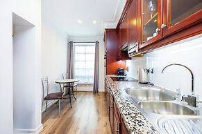 Carlton Court - Mayfair