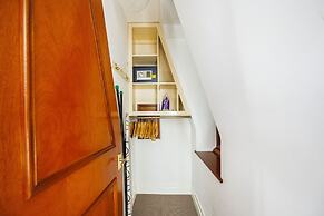 Carlton Court - Mayfair