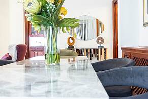 Carlton Court - Mayfair