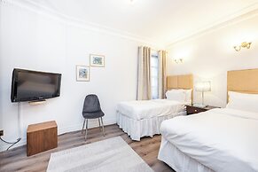 Carlton Court - Mayfair