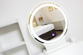 Carlton Court - Mayfair