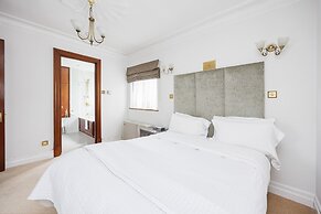 Carlton Court - Mayfair