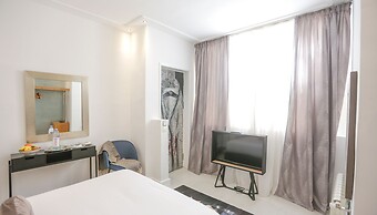 Suite Azur Hotel
