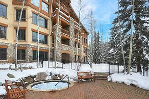 Gorgeous Corner 3br- Ski In/out Access And 3 Decks! 3 Bedroom Condo by