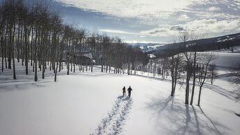 Gorgeous 2 Bd With Lift View In Beaver Creek 2 Bedroom Condo by RedAwn