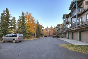 Twin Elk Lodge D16 3 Bedroom Condo by Redawning
