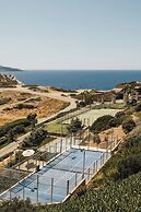 Acro Wellness Suites - Adults Only
