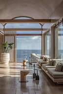 Acro Wellness Suites - Adults Only