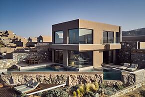 Acro Wellness Suites - Adults Only