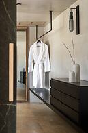 Acro Wellness Suites - Adults Only