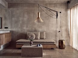 Acro Wellness Suites - Adults Only