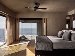 Acro Wellness Suites - Adults Only