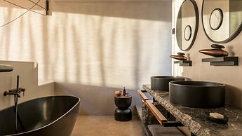 Acro Wellness Suites - Adults Only