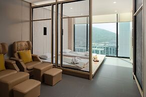 Holiday Inn & Suites Siracha Laemchabang by IHG