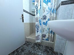 Low Cost Room Las Llaves 3