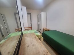 Low Cost Room Las Llaves 3