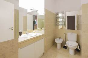 Chiado Apartments by LINC