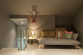 Chiado Apartments by LINC