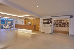 Monsuau Cala D'Or Hotel - Adults Only