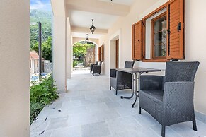 Apartments Mezini 11