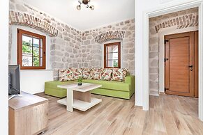 Apartments Mezini 11