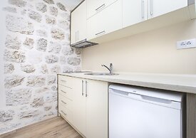 Apartments Mezini 11