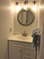 West Winds Motel & Cottages