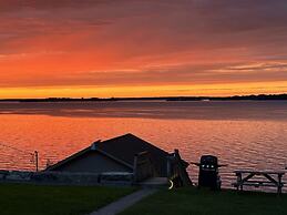 West Winds Motel & Cottages