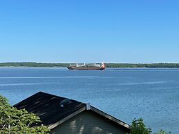 West Winds Motel & Cottages