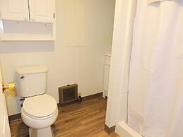 West Winds Motel & Cottages