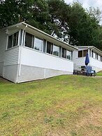 West Winds Motel & Cottages