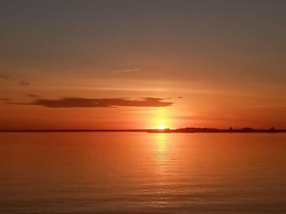 West Winds Motel & Cottages