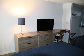 West Winds Motel & Cottages