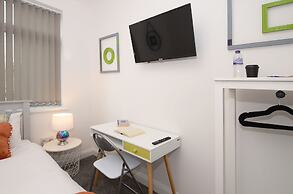 Townhouse Plus @ 301 West Street Crewe