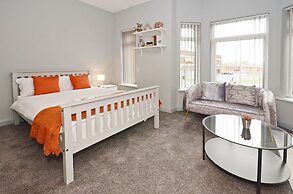 Townhouse Plus @ 301 West Street Crewe