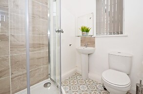 Townhouse Plus @ 301 West Street Crewe