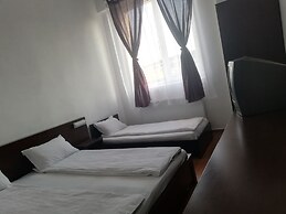 Hostel Valcea