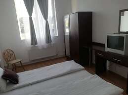Hostel Valcea