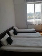 Hostel Valcea