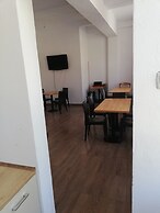 Hostel Valcea