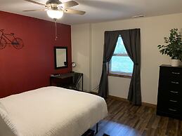 Trailhead Suites