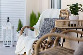 Modern Bohemian Style Sun-Splashed Loft